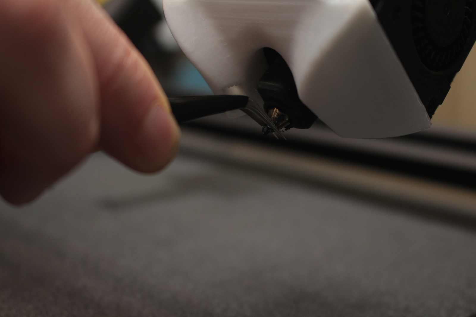 Cleaning the nozzle