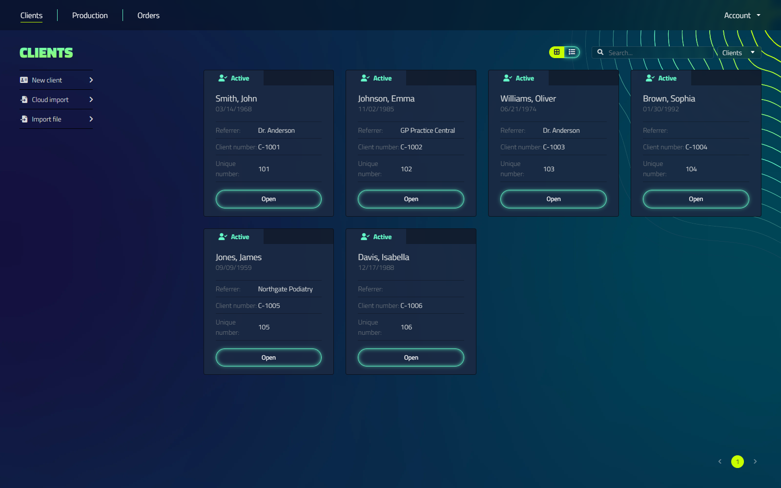The client home screen, with New client, Cloud import, and Import file buttons in the left sidebar and the client list shown in grid view on the right
